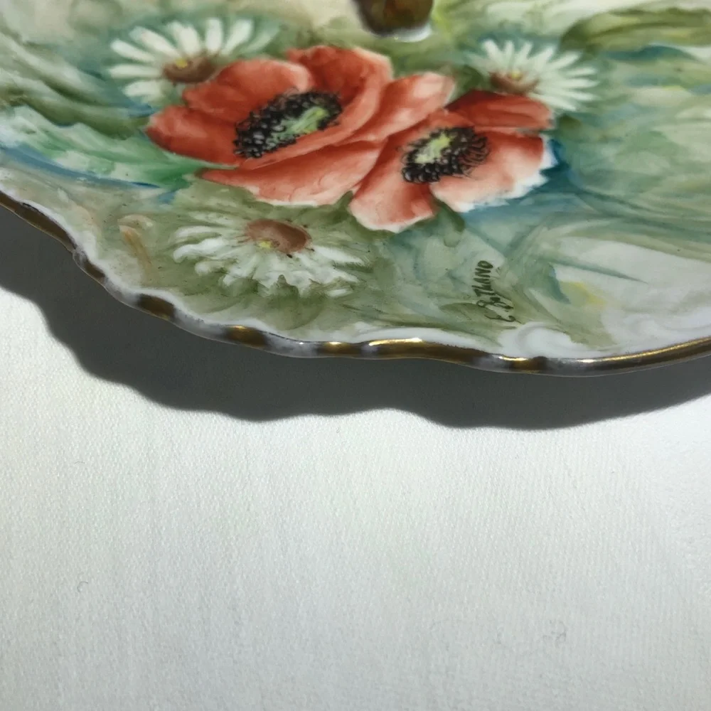 1960s HAND PAINTED FLORAL DESIGN PORCELAIN NAPPY GOLD HANDLED SERVING DISH